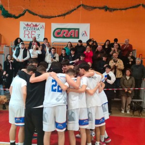 L'Under 17 Gold di Albano Basket vince il proprio girone, si spalancano le porte dei playoff