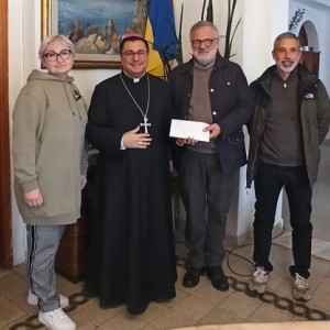 Castel Gandolfo | Il vescovo Vincenzo Viva in visita al monastero ucraino che accoglie i profughi della guerra