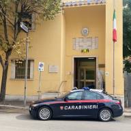 Anziana donna in condizioni di degrado estremo, arrestato il nipote convivente