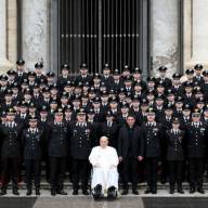 Velletri  dalla fede al servizio: dopo la Confermazione nella Cattedrale di San Clemente, Papa Francesco accoglie i giovani Allievi Carabinieri in Udienza Generale