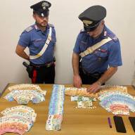 Albano Laziale | Arrestato dai Carabinieri un giovane del posto con droga e 20mila euro contanti